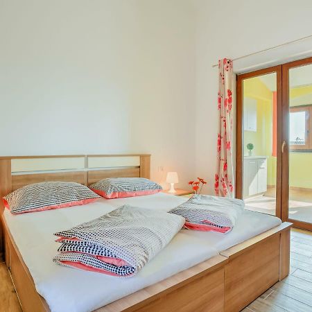 Apartment Ulika-4 By Interhome Tar-Vabriga ภายนอก รูปภาพ
